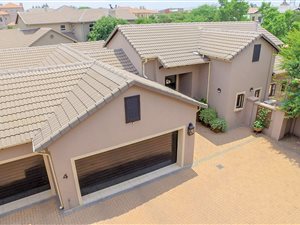 4 Bedroom House in Midfield Estate