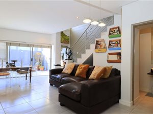 2 Bed Flat in Melrose North