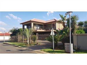5 Bedroom House in Parkhaven