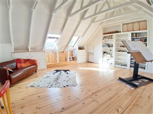 5 Bed House in Glencairn
