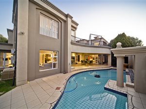 5 Bed House in Sunninghill