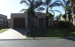 2 Bedroom House in Uitzicht