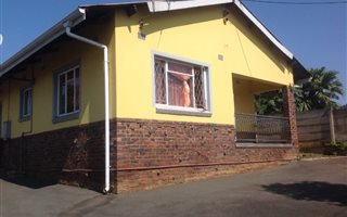 3 Bedroom House in Woodlands