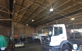 1054 m² Industrial space in Deal Party