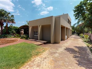3 Bed House in Eloffsdal