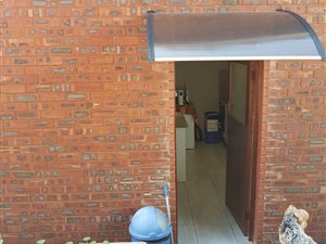 1 Bedroom Garden Cottage in Pennington