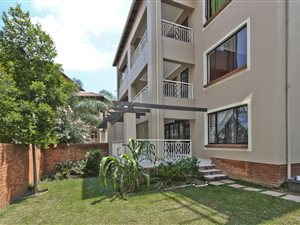 2 Bed Apartment in Sunninghill