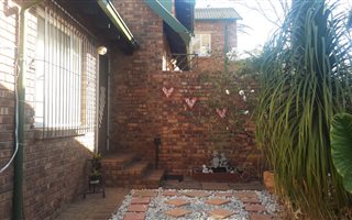 2 Bedroom Duplex in Wapadrand