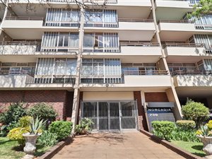 1.5 Bed Apartment in Arcadia