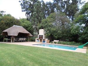 6 Bed House in Brackendowns