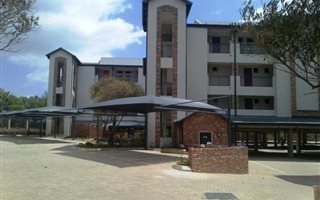 1 Bedroom Apartment in Mooivallei Park