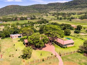 6.8 ha Farm in Hennops River
