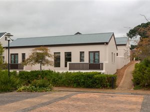 3 Bed House in Schonenberg Estate