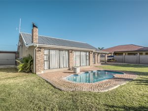 3 Bed House in Bluewater Bay