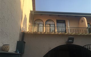 3 Bedroom Duplex in Sinoville