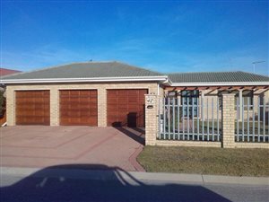 4 Bed House in Summerstrand
