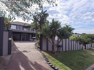 4 Bedroom House in Cintsa