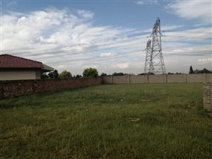 1000 m² Land available in Three Rivers