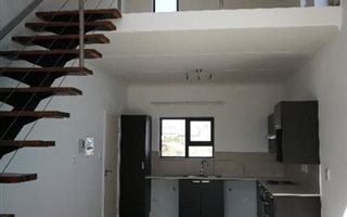 2 Bedroom Apartment in Dainfern Valley