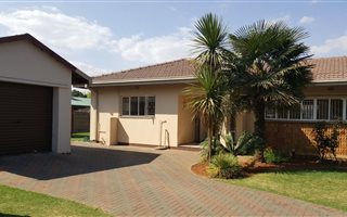3 Bedroom House in Vanderbijlpark SW1