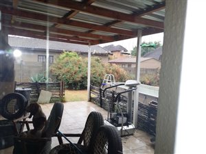 3 Bed House in Eike Park