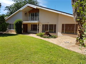 4 Bed House in Vryburg