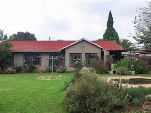 3 Bedroom House in Dalpark