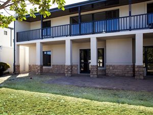 4 Bed House in Atlantic Beach Golf Estate