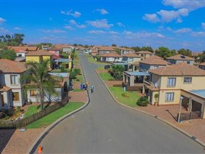 3 Bed House in Meyersig Lifestyle Estate