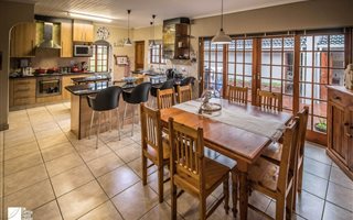 4 Bedroom House in Bonza Bay