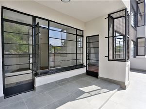 94 m² Office Space in Parkwood