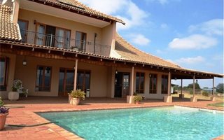 Commercial space in Hartbeespoort Dam