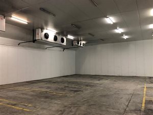 800 m² Industrial space in Bellville South