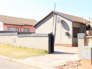 2 Bed House in Kagiso