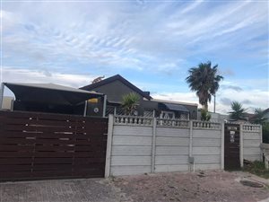 3 Bed House in Highbury