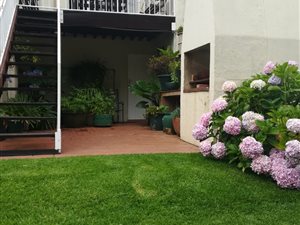 3 Bed Apartment in Helderkruin