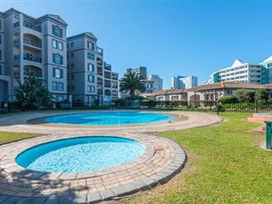 2 Bed Apartment in Diaz Beach
