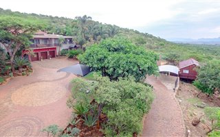 8 ha Farm in Brits