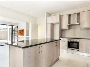 3 Bed House in Brackenfell Central