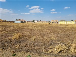 1012 m² Land available in Riversdale