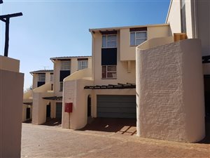 3 Bed Duplex in La Montagne