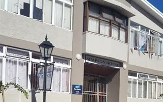 1 Bedroom Apartment in Mossel Bay Central