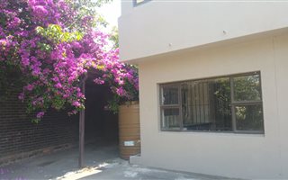 1 Bedroom Apartment in Valmary Park
