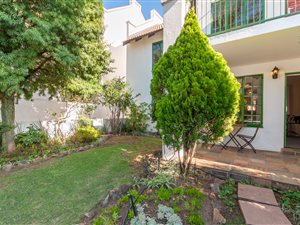 2 Bed Apartment in Marais Steyn Park