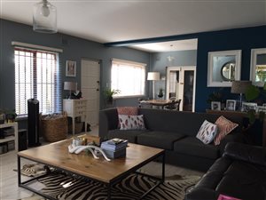 3 Bed Duplex in Hillcrest Central