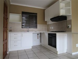 2 Bed Apartment in Northcliff
