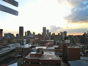 1 Bed Apartment in Doornfontein