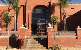 1250 m² Retail Space in Bedfordview