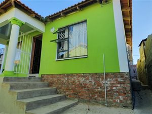 10 Bed House in Southernwood