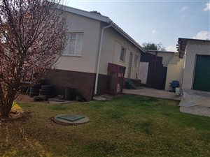 4 Bed House in Kempton Park West